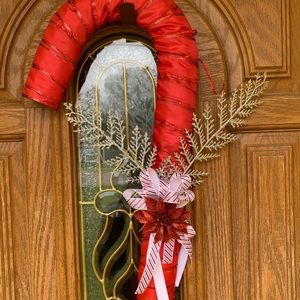 Candy cane wreath